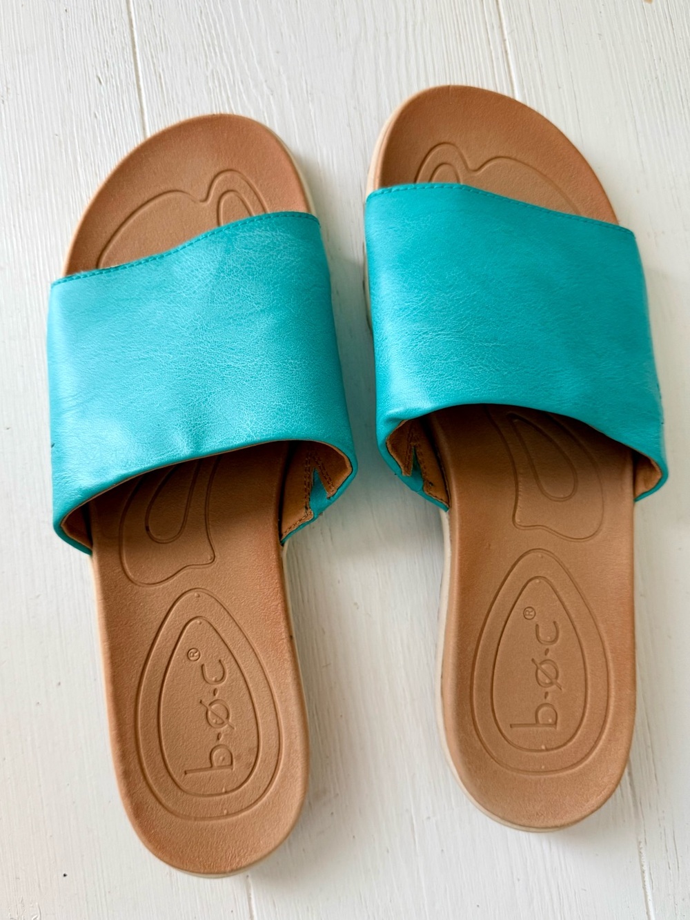 b.o.c. Teal Slide Sandals with Tan Footbed